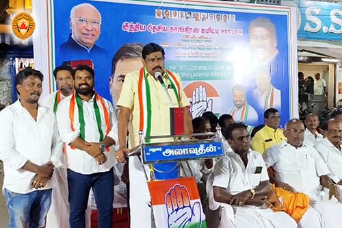 இந்திய அரசியலமைப்பை “காப்போம்” – மதுரை காங்கிரசார் பிரச்சார கூட்டம்