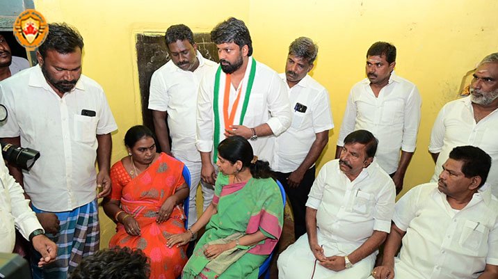 ஆணவக் கொலை: கவின் பெற்றோருக்கு ஆறுதல் கூறிய கனிமொழி MP