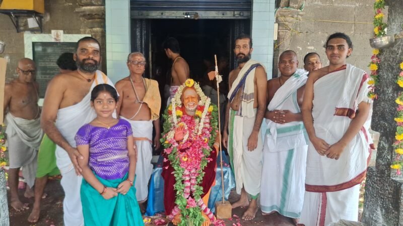 காஞ்சிபுரம் மணிகண்டேஸ்வரர் ஆலயத்தில் சகஸ்ர கலசாபிஷேகம்