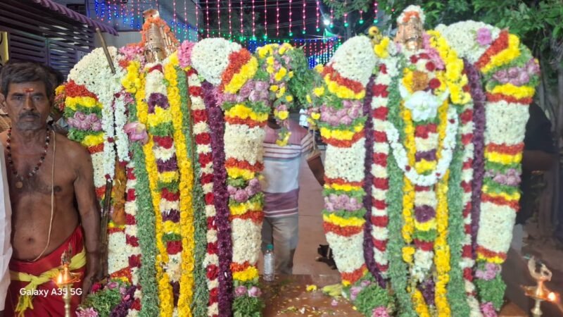 காஞ்சிபுரம் ஸ்ரீ படவேட்டம்மன் ஸ்ரீ சுந்தரி அம்மனுக்கு ஆடித்திருவிழா