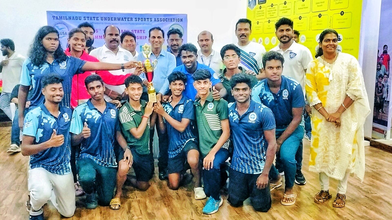 மாநில அளவிலான ஃபின்ஸ்விம்மிங் நீச்சல் போட்டி: தூத்துக்குடி வீரர்கள் சாதனை