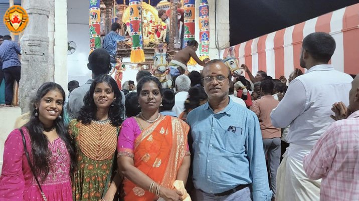 தங்கத்தேரில் எழுந்தருளிய திருத்தணி முருகப்பெருமான்: பக்தர்கள் சாமி தரிசனம்