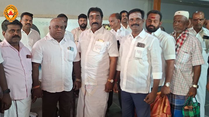 காஞ்சிபுரம் அதிமுக மாவட்ட செயலாளர் V.சோமசுந்தரம் பிறந்த நாள்: கட்சி நிர்வாகிகள் வாழ்த்து