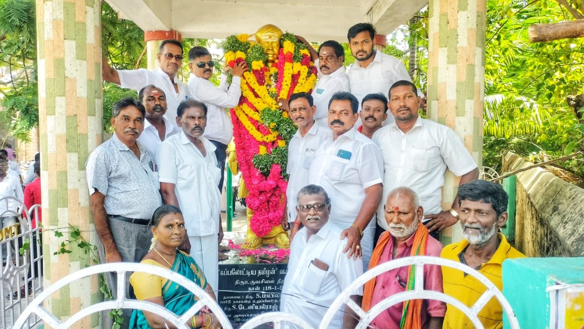 கப்பலோட்டிய தமிழன் வ உ சி பிறந்த நாள்: தூத்துக்குடி மாநகர காங்கிரசார் கொண்டாட்டம்