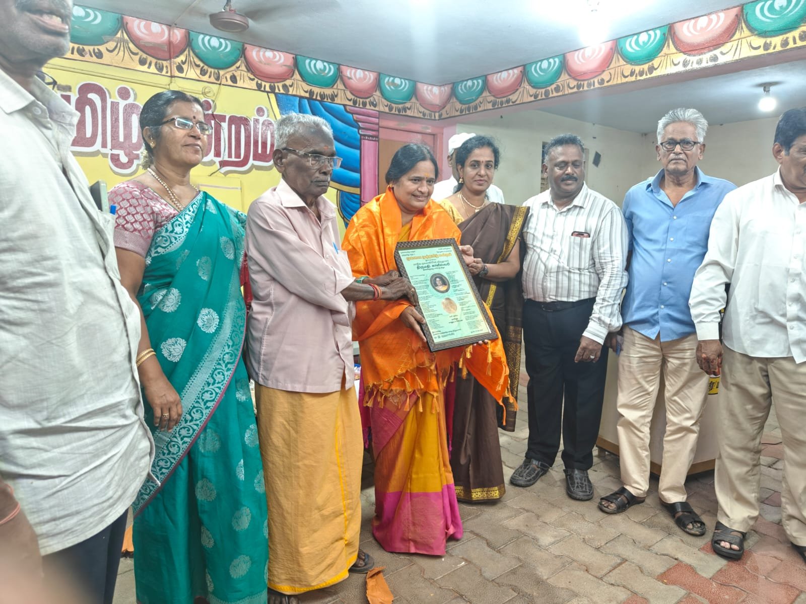 தமிழக அரசின் நல்லாசிரியர் விருது பெற்ற காளீஸ்வரி சுகுமார்: ராமநாதபுரத்தில் பாராட்டு விழா