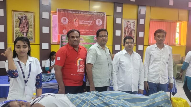 காஞ்சிபுரம் சங்கரா கல்லூரியில் தேராபந்த் இளைஞர் சங்கம் சார்பில் ரத்த தான முகாம்