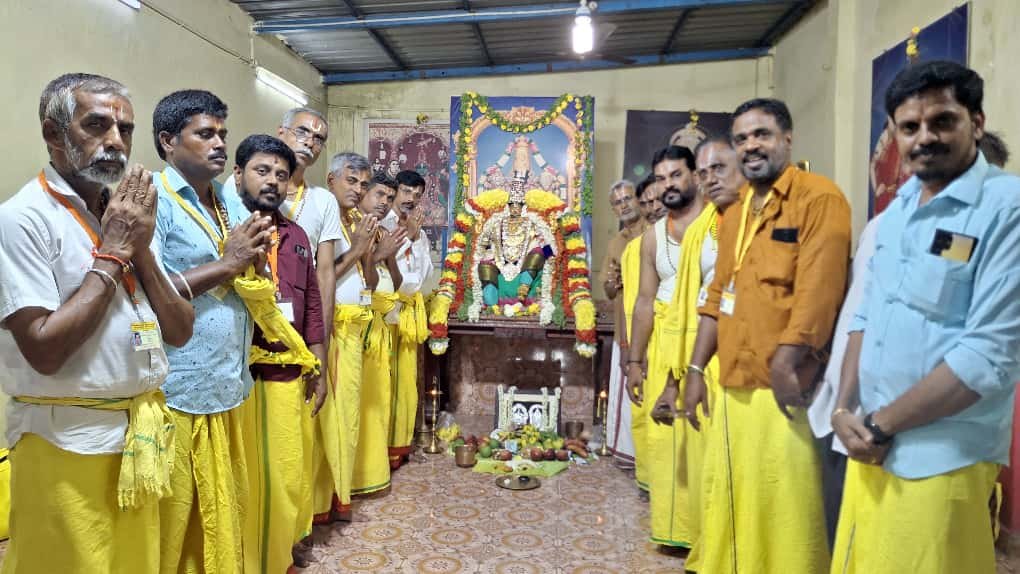 காஞ்சி ஸ்ரீ தேவராஜசுவாமி திருமலை பாதயாத்திரை சார்பில் சிறப்பு பூஜை