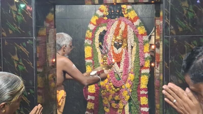 காஞ்சிபுரம் பிள்ளையார்பாளையம் ஸ்ரீகருக்கிலில் அமர்ந்தவள் ஆலயத்தில் புரட்டாசி பவுர்ணமி வெற்றி சிறப்பு பூஜைகள்