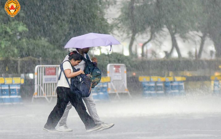 பள்ளிகளுக்கு இன்று விடுமுறையா? | கனமழை எதிரொலி | School Leave?