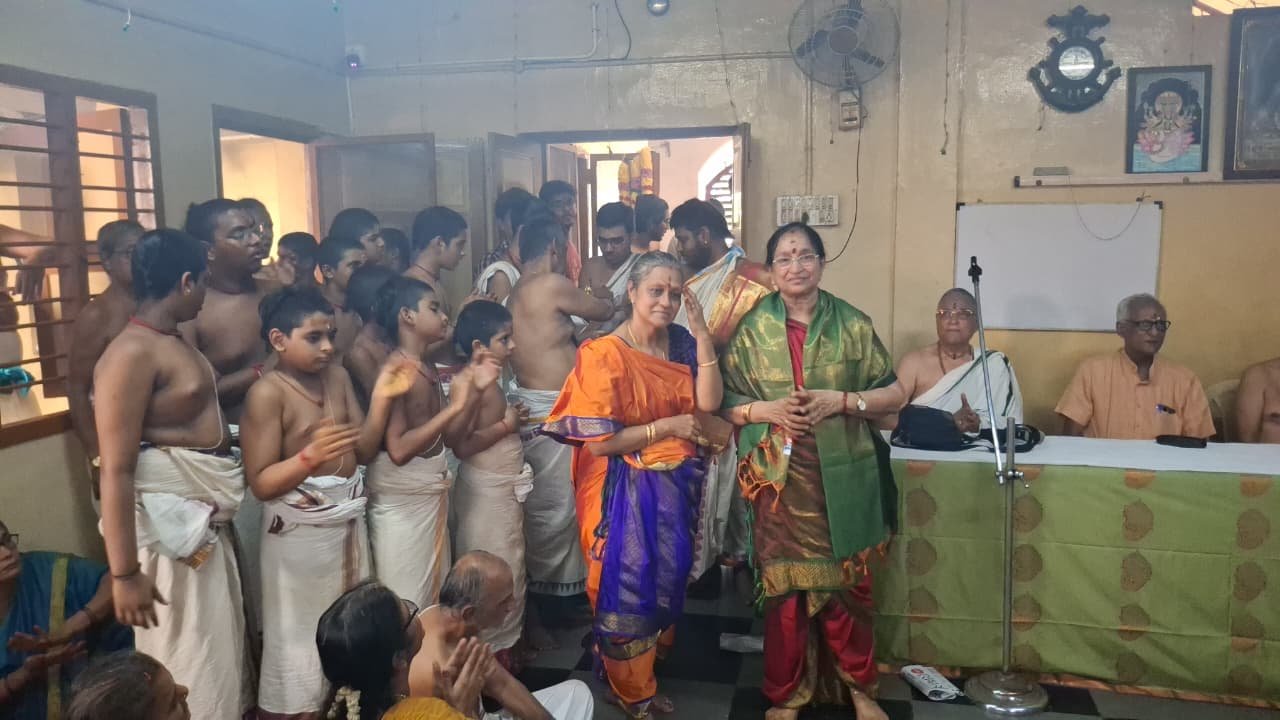 ‘பொருள் தேடுவதைவிட அருள் தேடுவதே சிறப்பு’ – உயர்நீதிமன்ற முன்னாள் நீதிபதி பேச்சு