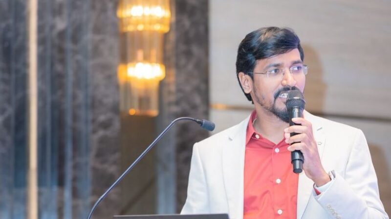 உலக சர்வதேச மாநாட்டில் இந்தியாவிலிருந்து சென்ற இளம் மருத்துவ நிபுணருக்கு பாராட்டுகள்