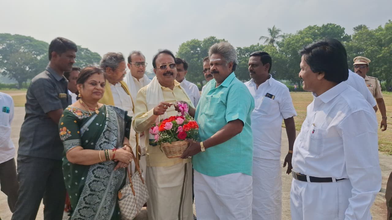 காஞ்சிபுரத்தில் கர்நாடகா விவசாயத்துறை அமைச்சர் ஆன்மீக பயணம்