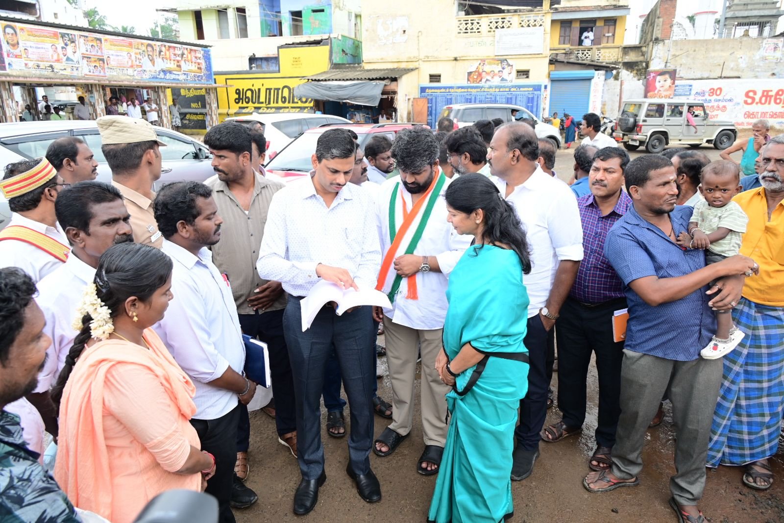 திருவைகுண்டத்தில் புதிய பேருந்து நிலையத்தின் கட்டுமானப் பணிகள்: கனிமொழி கருணாநிதி நேரில் ஆய்வு