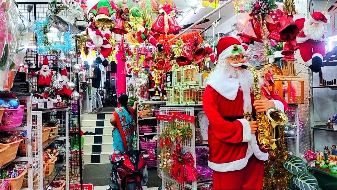 தூத்துக்குடியில் களைகட்டும் கிறிஸ்மஸ் ‘Stars’ விற்பனை