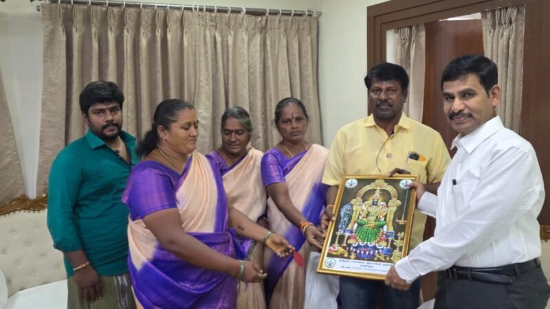 காஞ்சிபுரம் புத்தகத் திருவிழாவுக்கு வருகை புரிந்த இறையன்பு