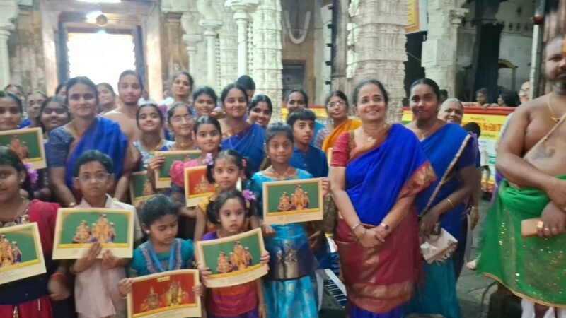 காஞ்சிபுரம் வரதராஜ பெருமாள் ஆலயத்தில் தியாகராஜா ஆராதனை ஒட்டி சிறப்பு கச்சேரி