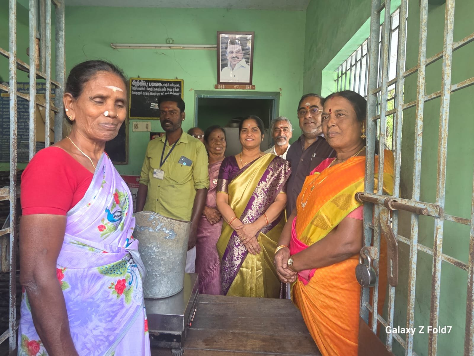 காஞ்சிபுரம் வைகுண்டபுரத்தில் பொங்கல் தொகுப்பு