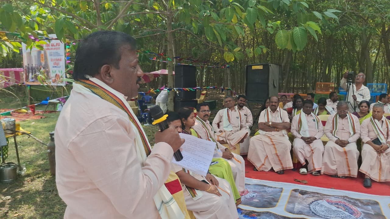 தை திருநாளை ஒட்டி காஞ்சிபுரத்தில் 100 நாட்களில் ரூ.100 லட்சம் சம்பாதிப்பதற்காக உரிய ஐடியாவை உருவாக்கி பொங்கல் கொண்டாட்டம்