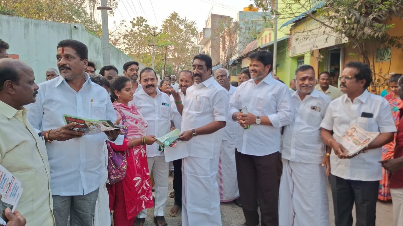 காஞ்சிபுரத்தில் சூடு பிடித்த அதிமுகவின் தேர்தல் பரப்புரை