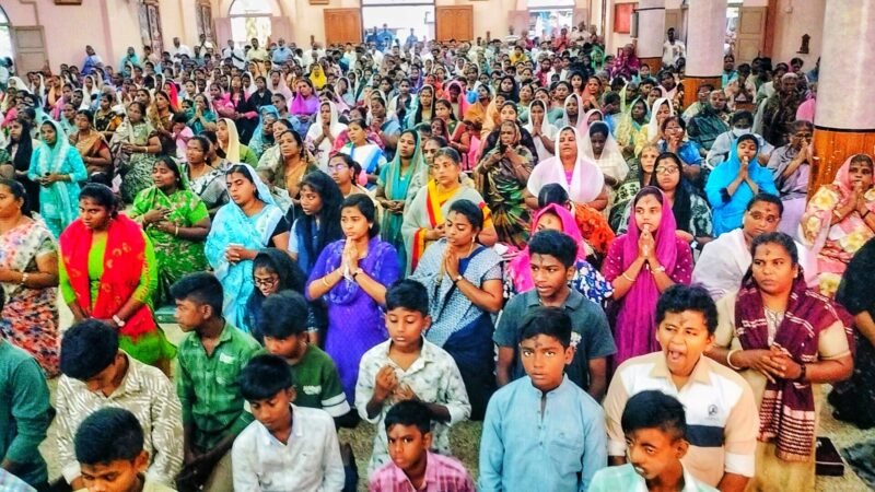 தூத்துக்குடி புனித லூர்து அன்னை ஆலயத்தில் சாம்பல் புதன் சிறப்பு திருப்பலி வழிபாடு