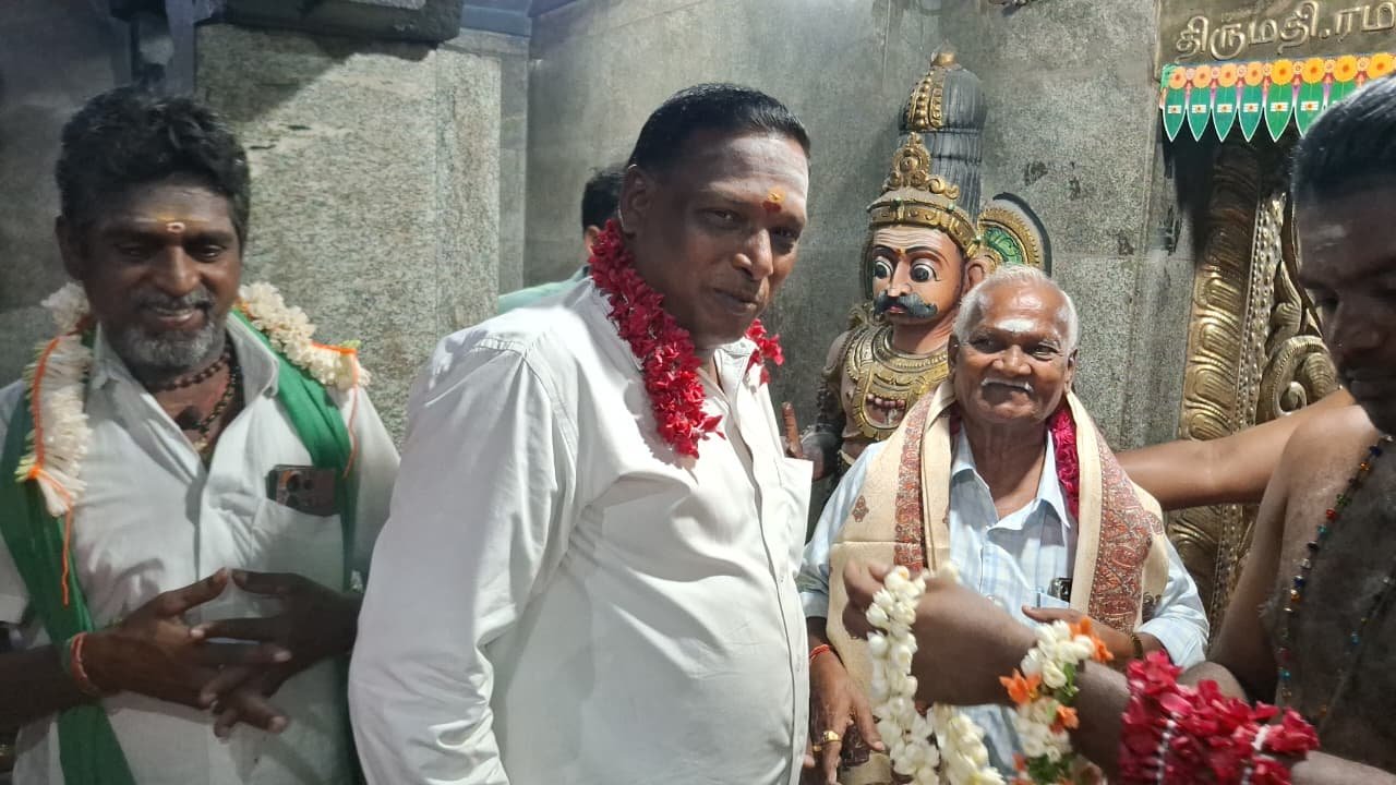 காஞ்சிபுரத்தில் உள்ள பல்வேறு சிவாலயங்களில் பிரதோஷ விழா