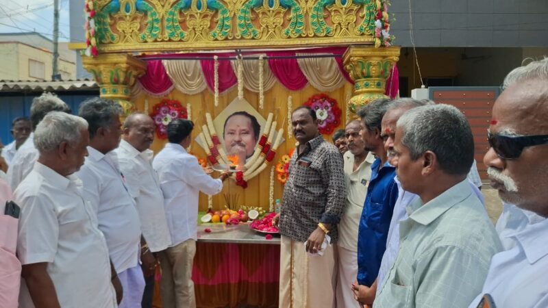 காஞ்சிபுரத்தில் அதிமுக முன்னாள் நகர செயலாளர் G. சுப்ரமணி நினைவஞ்சலி