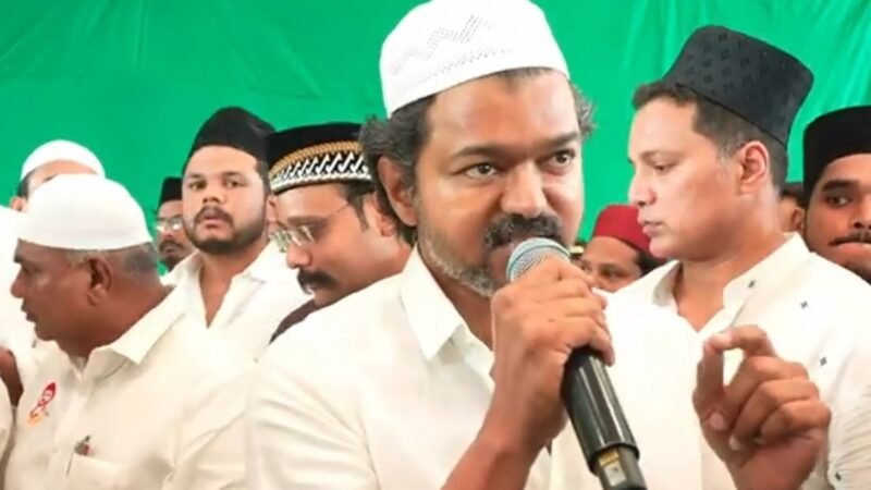 மதச்சார்பற்ற கொள்கையில் தமிழக வெற்றிக் கழகம் சமரசமில்லை : விஜய் திட்டவட்டம்