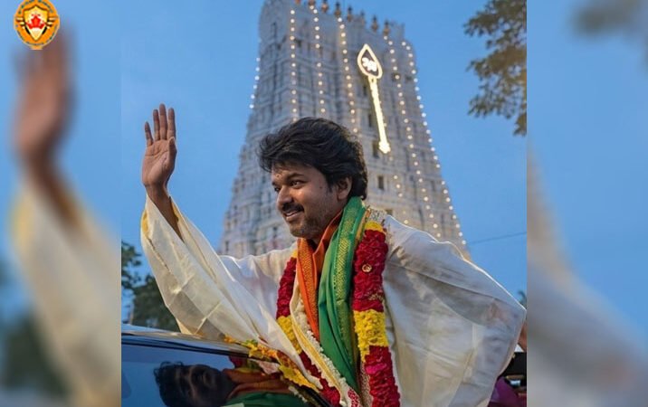 திருச்செந்தூரில் தவெக தலைவர் விஜய் சுவாமி தரிசனம்!