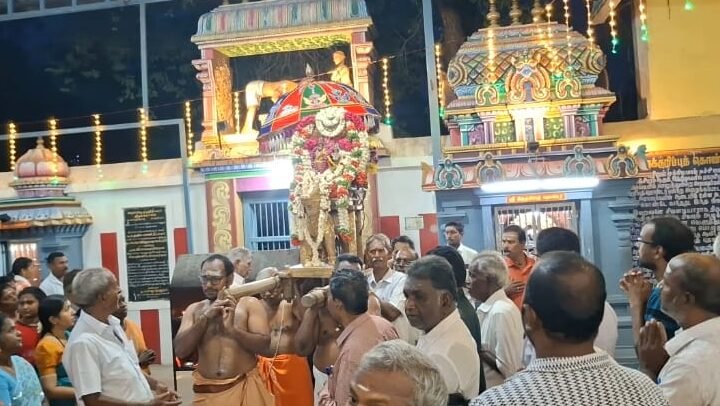 காஞ்சிபுரம் முத்தீஸ்வரர் ஆலயத்தில் பிரதோஷ விழா! – நந்தி வாகனத்தில் எழுந்தருளிய பிரதோஷ பகவான்!!