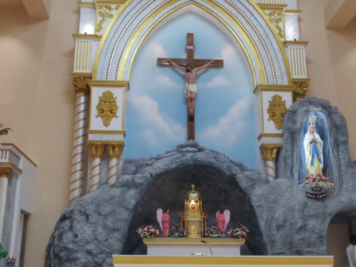 மதுரை கோ.புதூரில் புனித லூர்து அன்னை ஆலய அர்ச்சிப்பு விழா: ஆயிரக்கணக்கான பக்தர்கள் பங்கேற்பு