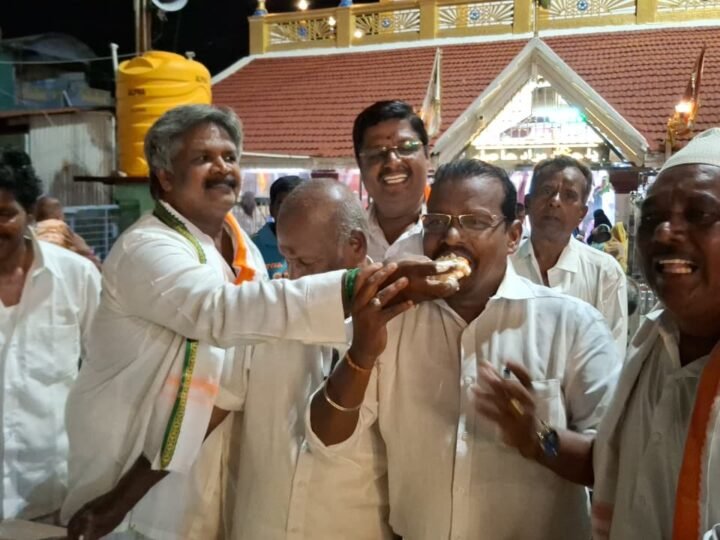 காஞ்சிபுரத்தில் ராகுல் காந்தி பிறந்தநாள் விழா: அமீத் அவுலியா தர்காவில் சிறப்பு பிரார்த்தனை
