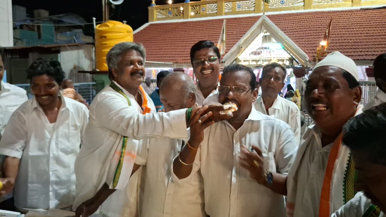 காஞ்சிபுரத்தில் ராகுல் காந்தி பிறந்தநாள் விழா: அமீத் அவுலியா தர்காவில் சிறப்பு பிரார்த்தனை