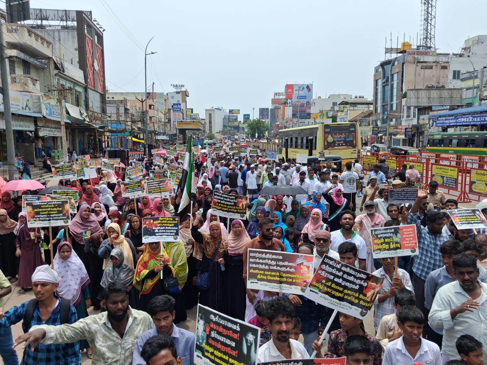 காஞ்சிபுரத்தில் TNTJ மாபெரும் பேரணி: பெண்கள் பாதுகாப்புக்கு கடும் சட்டம் தேவை