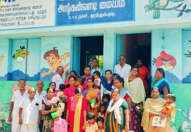காமராஜர் பிறந்தநாள் விழா | தூத்துக்குடியில் குழந்தைகளுக்கு நலத்திட்ட உதவிகள்