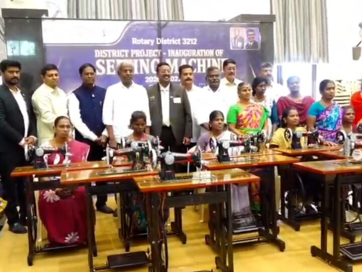 நெல்லையில் ரோட்டரி அறக்கட்டளை கருத்தரங்கில் 360 பெண்களுக்கு தையல் இயந்திரங்கள் வழங்கல்