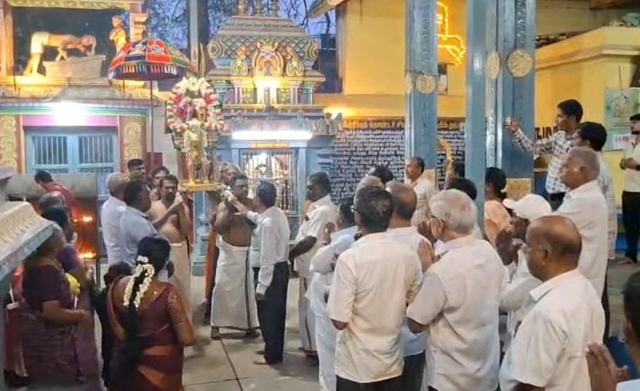 காஞ்சிபுரம் முத்தீஸ்வரர் ஆலயத்தில் ஆடி மாத பிரதோஷ விழா