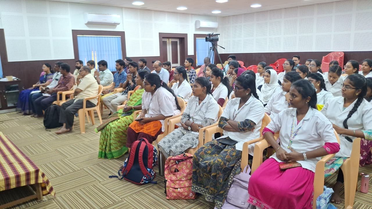 காஞ்சிபுரம் ஸ்ரீ சங்கரா கல்லூரியில் சுதந்திர தின விழா | வ.உ.சி. ஆண்டு திட்ட நிறைவு கருத்தரங்கம்