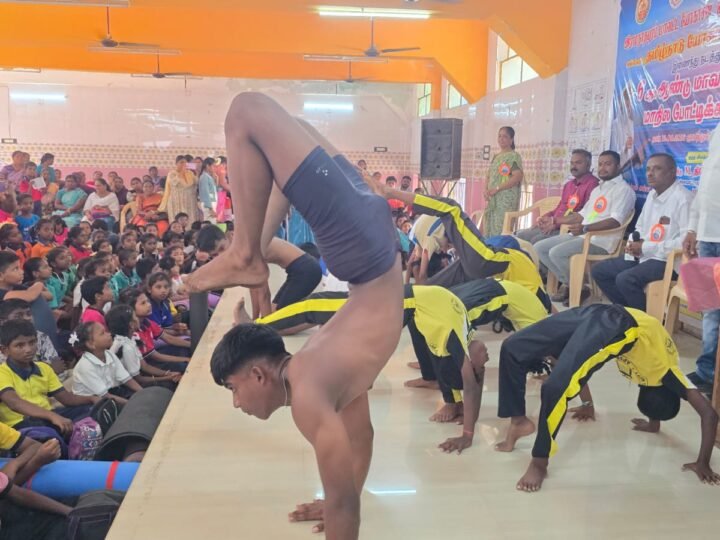 ராமநாதபுரத்தில் மாநில யோகாசன போட்டிக்கான அணி தேர்வு | 300-க்கும் மேற்பட்ட மாணவர்கள் பங்கேற்பு