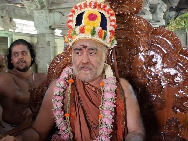 காஞ்சிபுரம் ஓரிக்கை மணி மண்டபத்தில் தெலுங்கு பிராமணர்கள் சார்பில் பிக்ஷா வந்தனம்