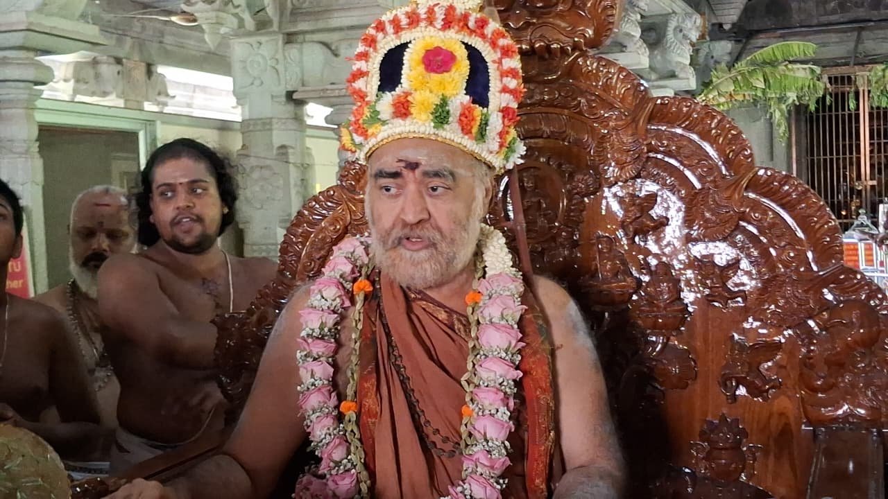 காஞ்சிபுரம் ஓரிக்கை மணி மண்டபத்தில் தெலுங்கு பிராமணர்கள் சார்பில் பிக்ஷா வந்தனம்