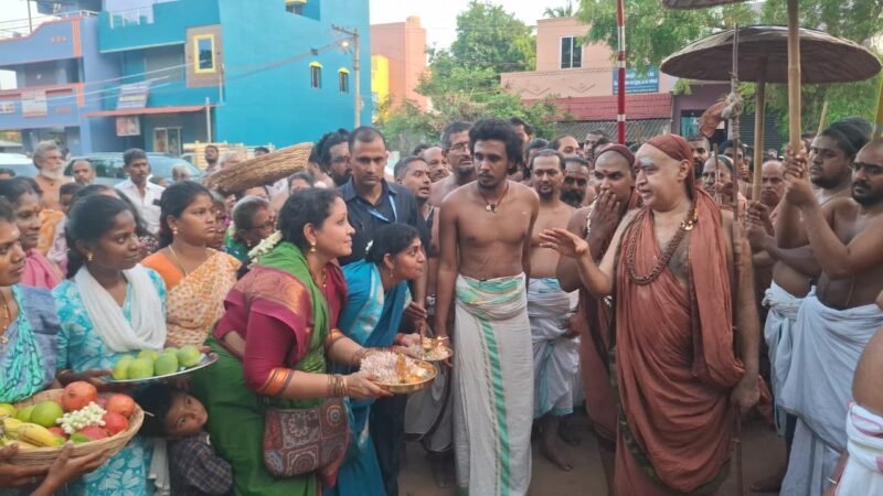 காஞ்சி சங்கர மடம் சாத்துர்மாஸ்ய விரத நிறைவு – விஸ்வரூப தரிசன யாத்திரை