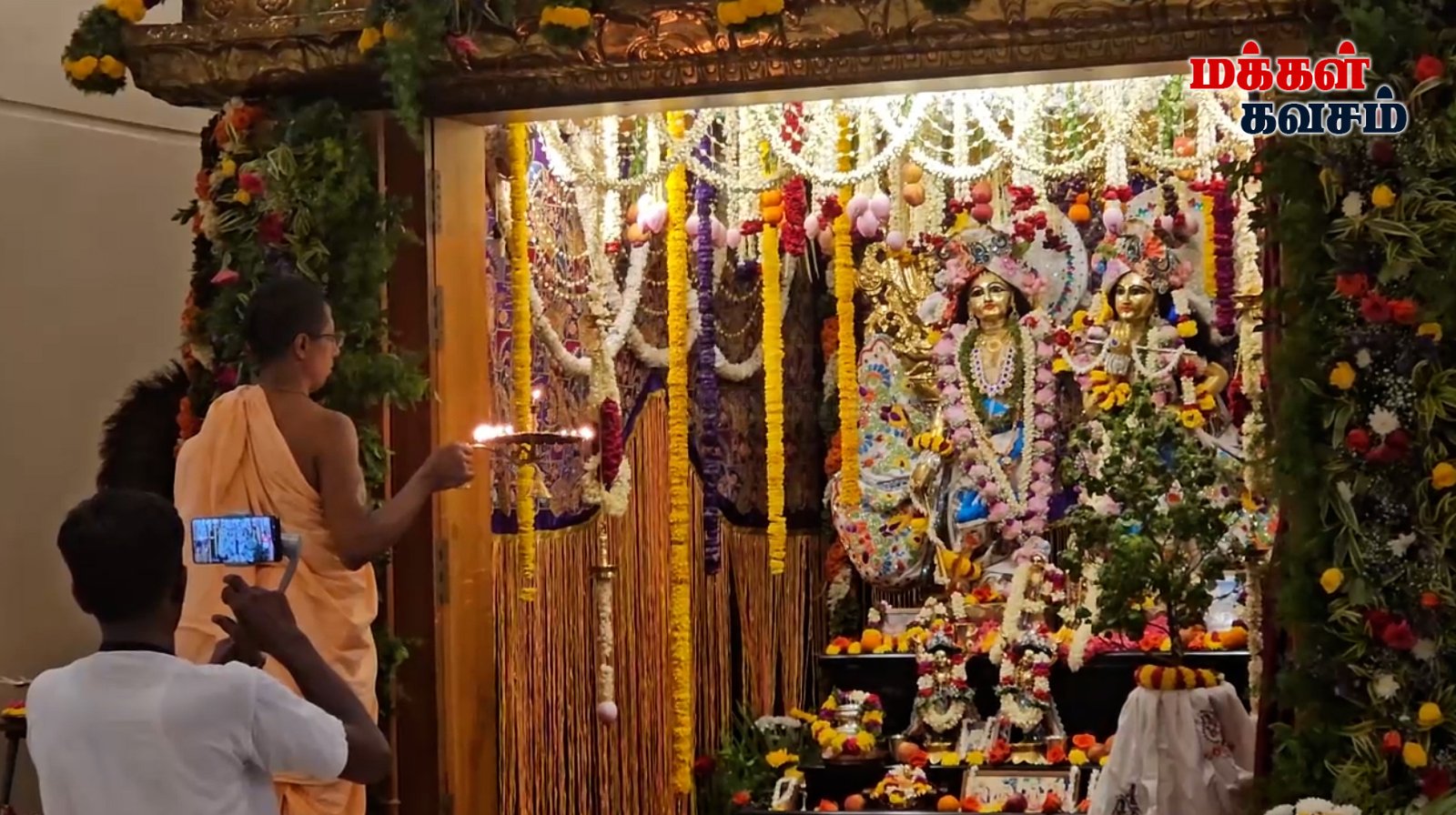நெல்லை இஸ்கான் கோவிலில் கிருஷ்ண ஜெயந்தி விழா – இரவில் சிறப்பு வழிபாடு