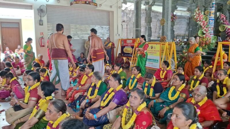 காஞ்சிபுரம் காமாட்சி அம்மன் கோயிலில் 5-ஆம் நாள் சுகாசினி, கன்னியா பூஜை!